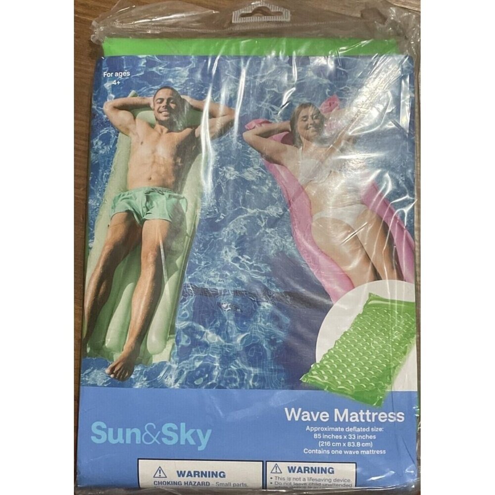 CVS SUN & SKY POOL WAVE MATTRESS Green 85" X 33" - NEW IN PACKAGE
